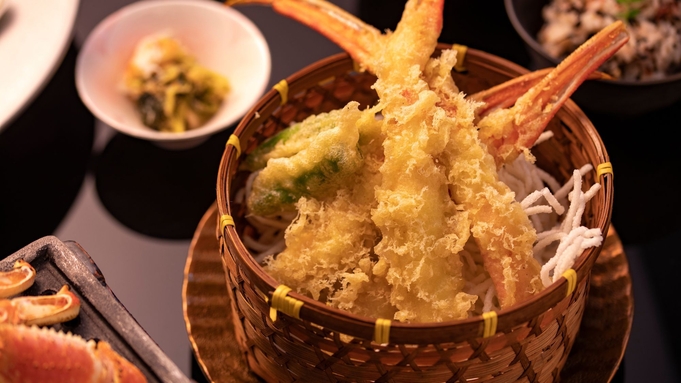 【カニ食べ納め☆】アツアツの蟹の天ぷらなど7種類のカニ料理が楽しめる満腹フルコース【K015C3t】